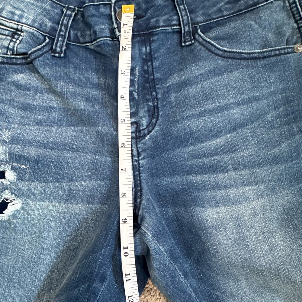 Judy Blue Distressed Skinny Jeans in Blue Wash - Picture 9 of 10